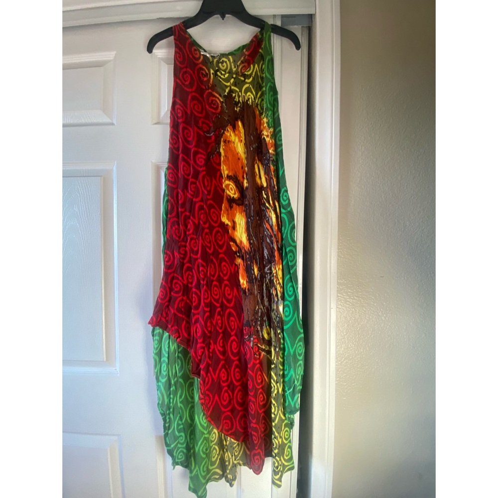 Colorful Sleeveless Dress with Artistic Print